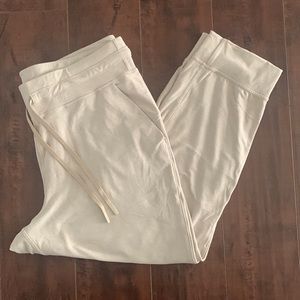 Lululemon Crop Jogger